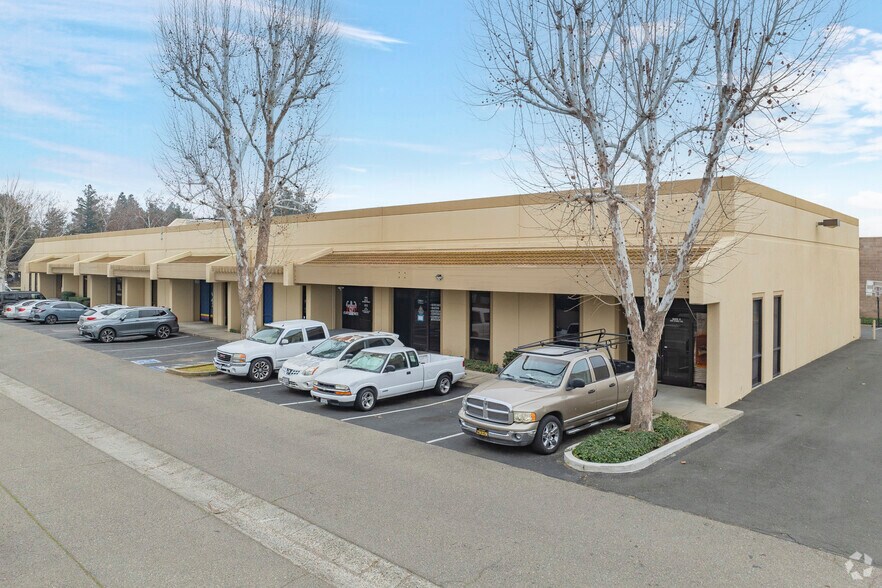 Primary Photo Of 4501 Ohara Ave, Brentwood Research And Development For Lease