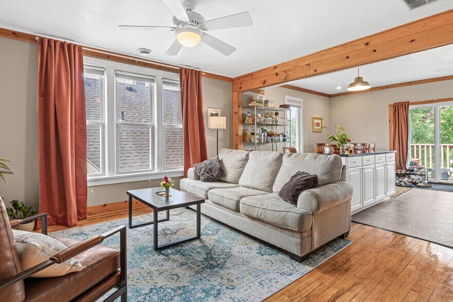 More Photos Of 2526 Jackson St NE, Minneapolis Apartments For Sale