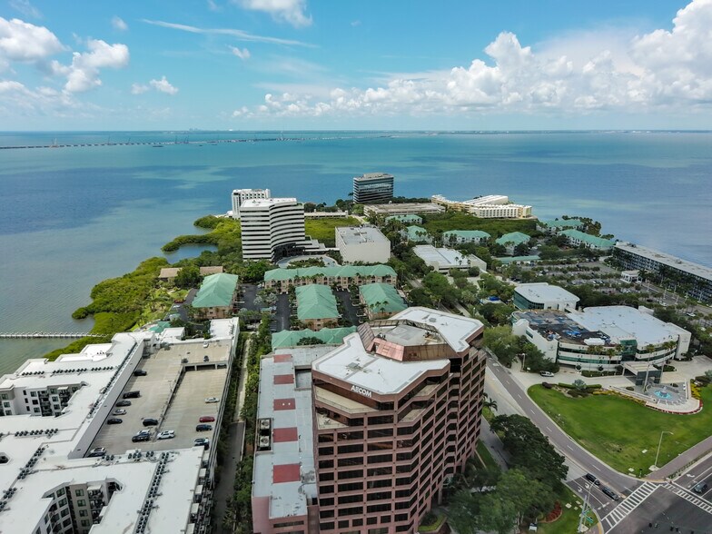 More Photos Of 7650 W Courtney Campbell Cswy, Tampa Office For Lease