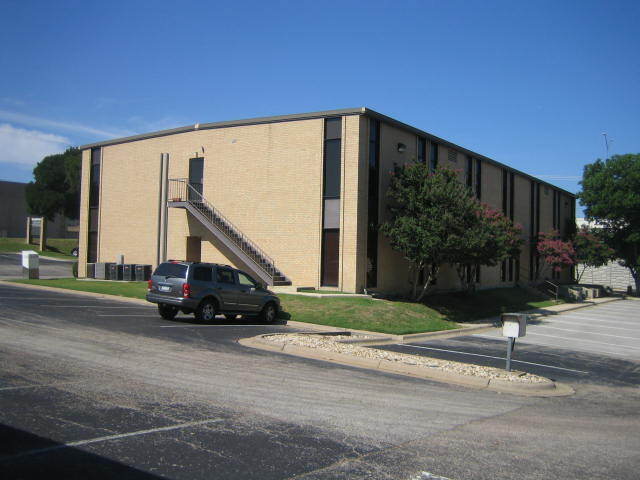 More Photos Of 3513 H.K. Dodgen Loop, Temple Office For Lease