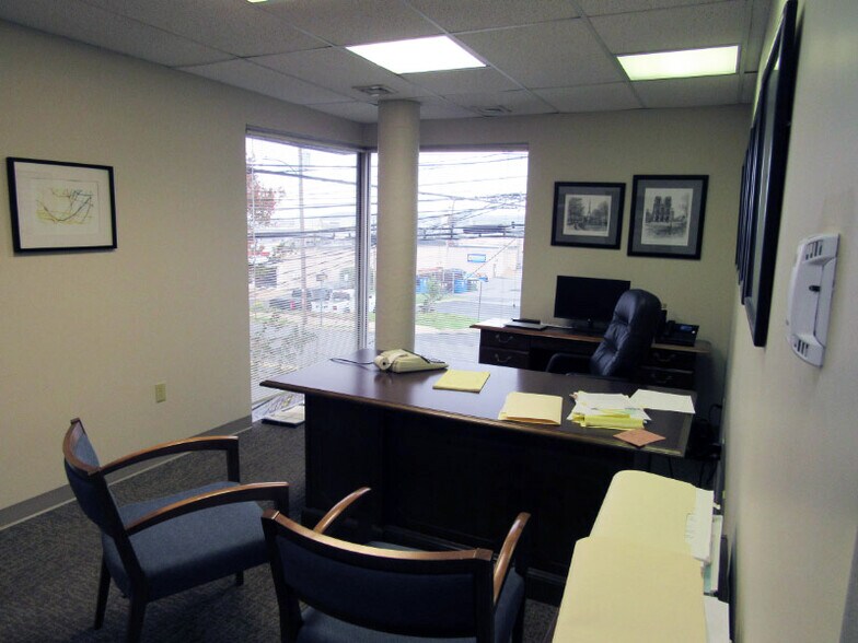 More Photos Of 1300 Market St, Lemoyne Office For Sale