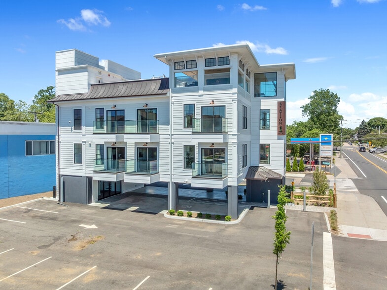 More Photos Of 32 Broadway Ave, Mystic Hotel For Sale