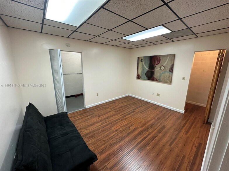 More Photos Of 6187 NW 167th St, Miami Lakes Office For Sale