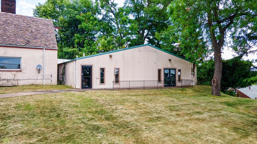 More Photos Of 3045 Pennsylvania Ave, Weirton Medical For Sale