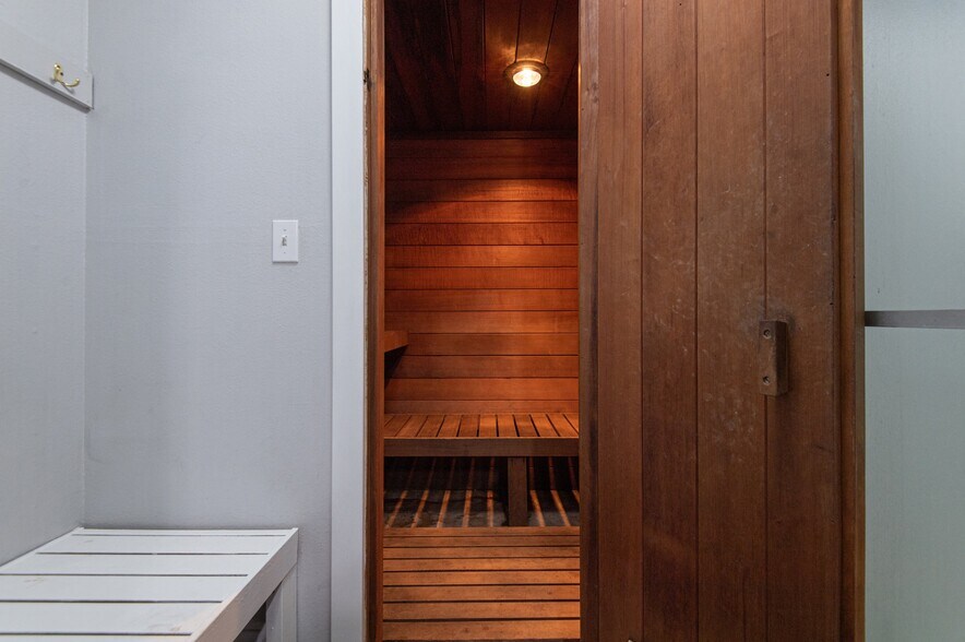 More Photos Of 516 S Indian Hill Blvd, Claremont Apartments For Sale