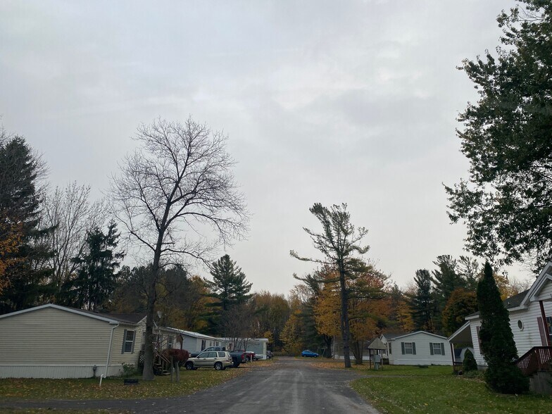 More Photos Of 12425 Timber Trl, Adams Center Manufactured Housing Mobile Home Park For Sale