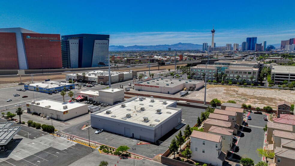 More Photos Of 270 S Martin Luther King Blvd, Las Vegas Distribution For Lease