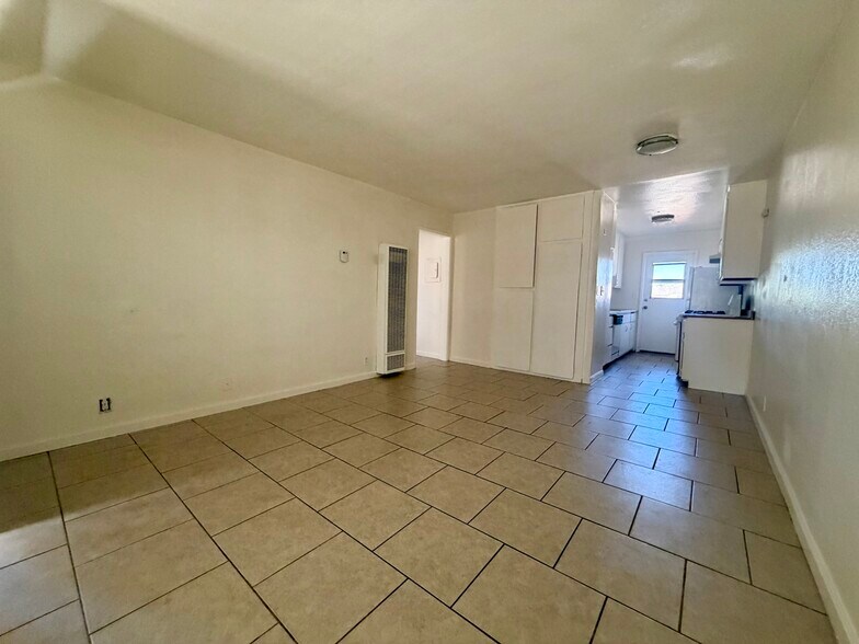 More Photos Of 1126 Raymond Ave, Long Beach Apartments For Sale