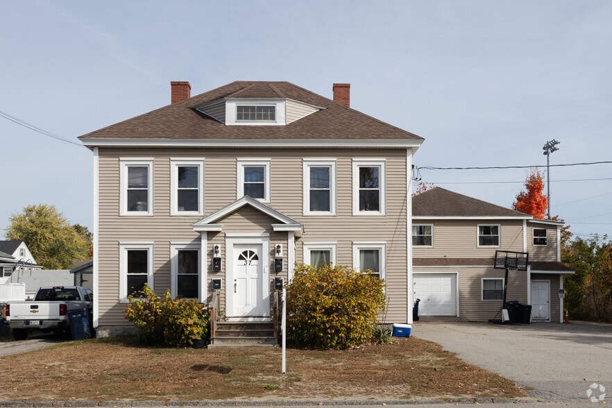 More Photos Of 37 West St, Biddeford Apartments For Sale