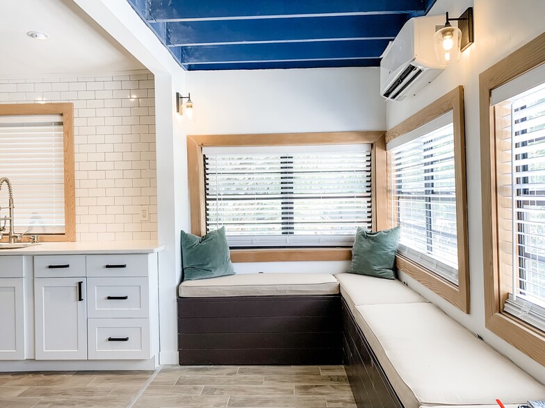 More Photos Of 2440 9th Ave S, Saint Petersburg Apartments For Sale