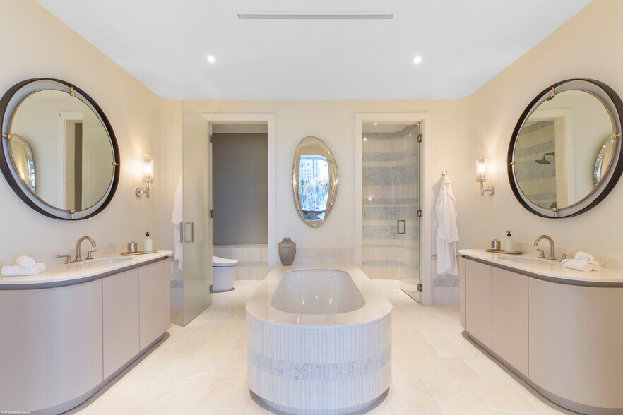 More Photos Of 1217 S Flagler Dr, West Palm Beach Medical For Sale