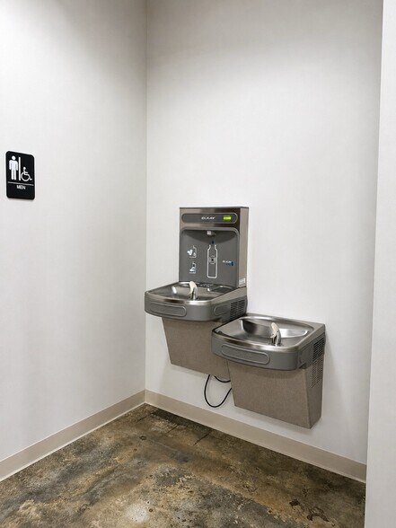 More Photos Of 4069 Atlantic Blvd, Jacksonville Medical For Lease