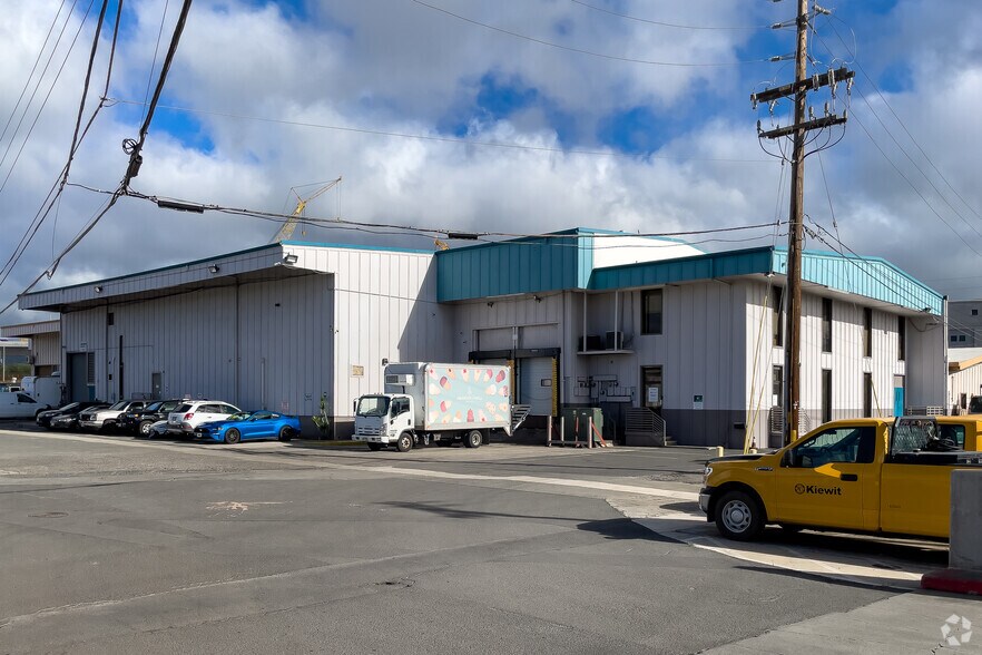 More Photos Of 2298-2333 Alahao Pl, Honolulu Warehouse For Lease