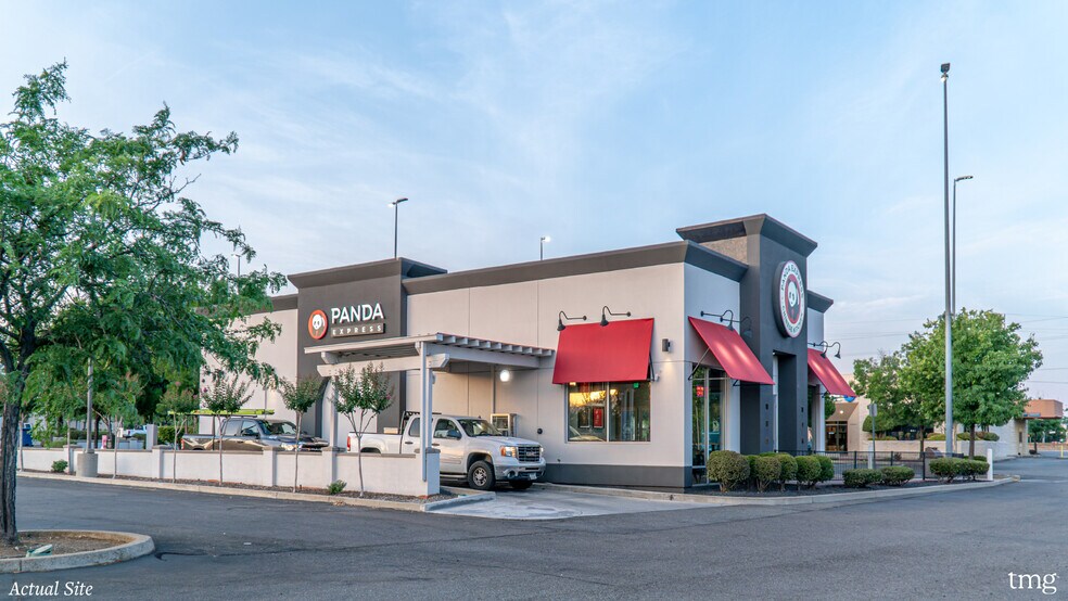 More Photos Of 966 Dana Dr, Redding Fast Food For Sale