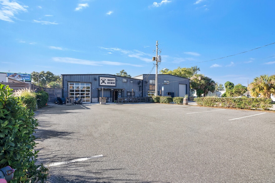 Primary Photo Of 10-14 W Illiana St, Orlando Warehouse For Sale