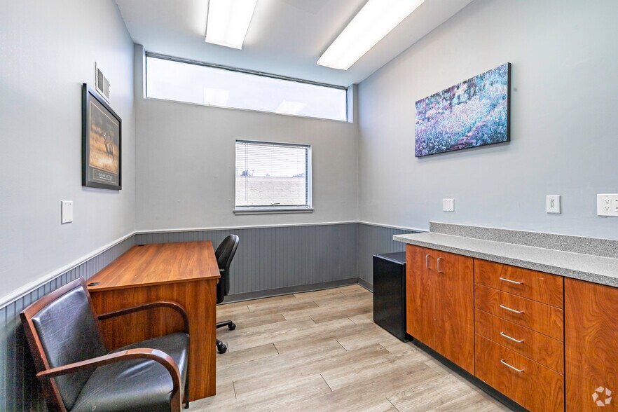 More Photos Of 2176 Central Park Ave, Yonkers Medical For Sale