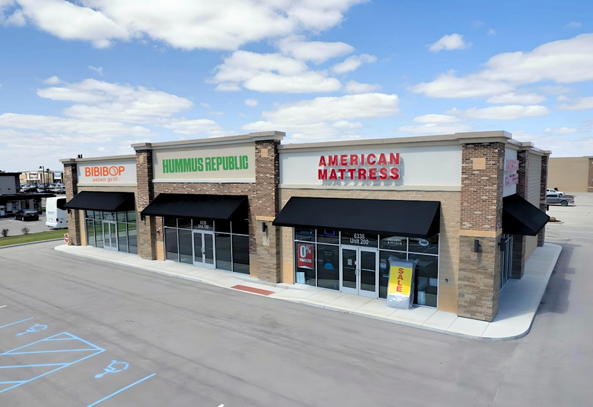 More Photos Of 6338 Mills Dr, Whitestown Storefront For Lease
