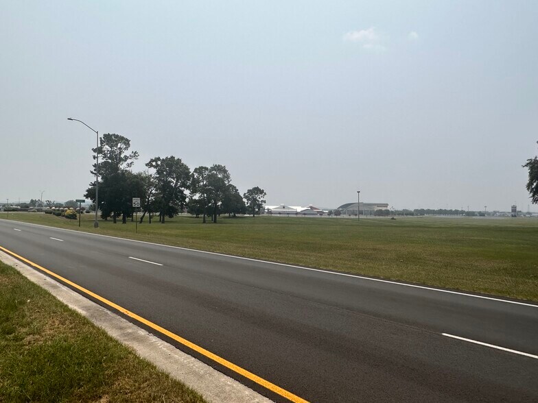 More Photos Of 200 General Courtney Hodges Blvd, Perry Land For Sale