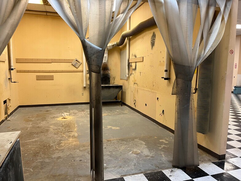 More Photos Of 2650 Highway 6 S, Houston Freestanding For Lease