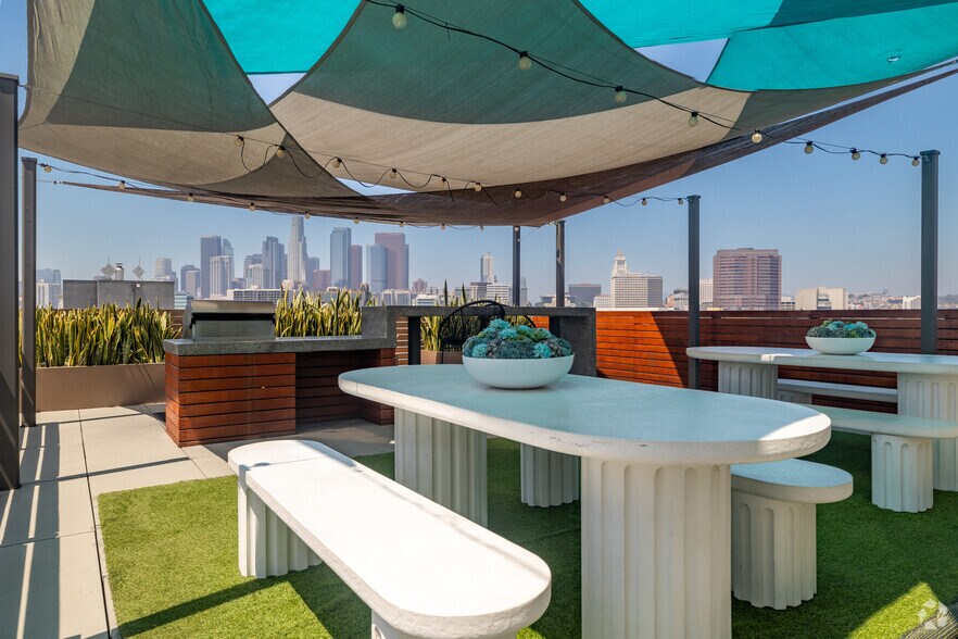 More Photos Of 899 Traction Ave, Los Angeles Apartments For Lease