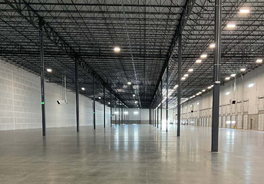 More Photos Of 22600 E I-76 Frontage Rd, Brighton Warehouse For Lease