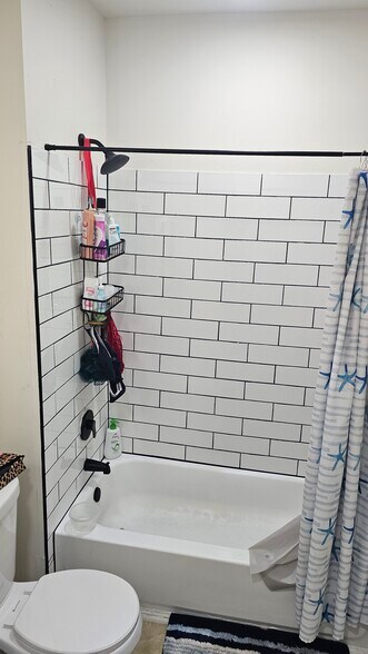 More Photos Of 5824 Torresdale Ave, Philadelphia Storefront Retail Residential For Sale