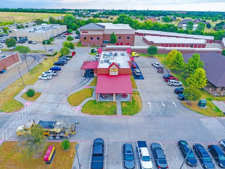 More Photos Of 1930 N Lake Forest Dr, McKinney Fast Food For Sale