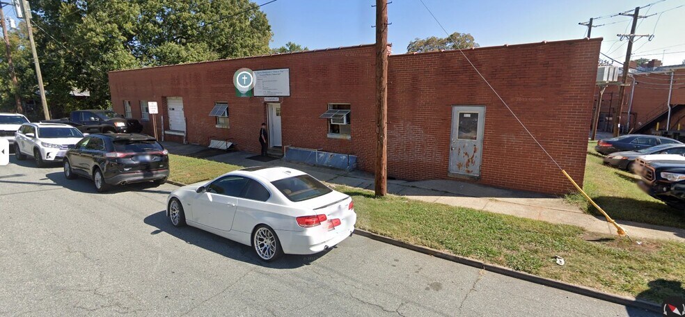 More Photos Of 230 Hawkins St, Burlington Warehouse For Sale