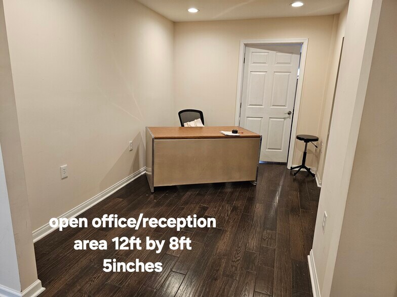 More Photos Of 27 S Royal Ave, Front Royal Medical For Lease