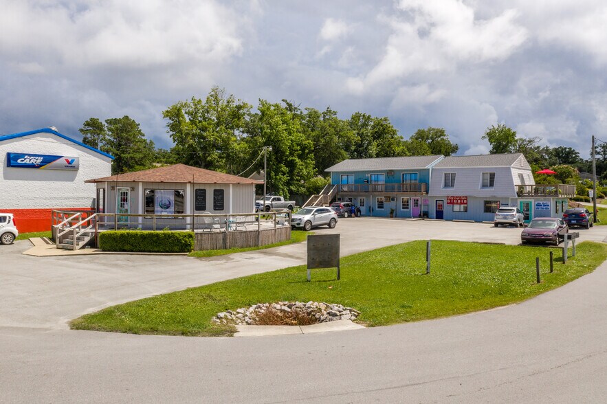 More Photos Of 4317 Arendell St, Morehead City Office For Sale