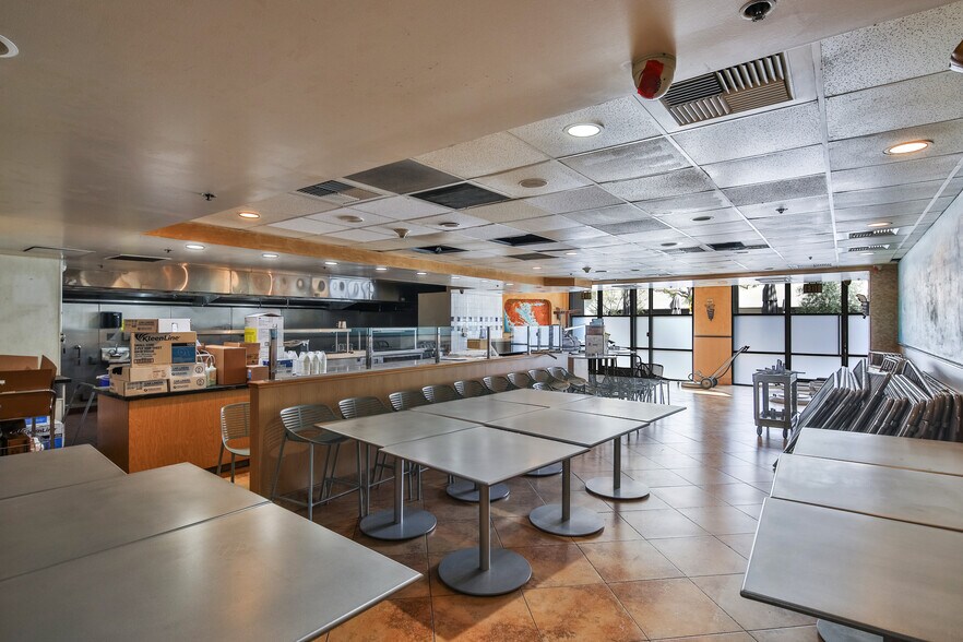 More Photos Of 445 S Figueroa St, Los Angeles Office For Lease