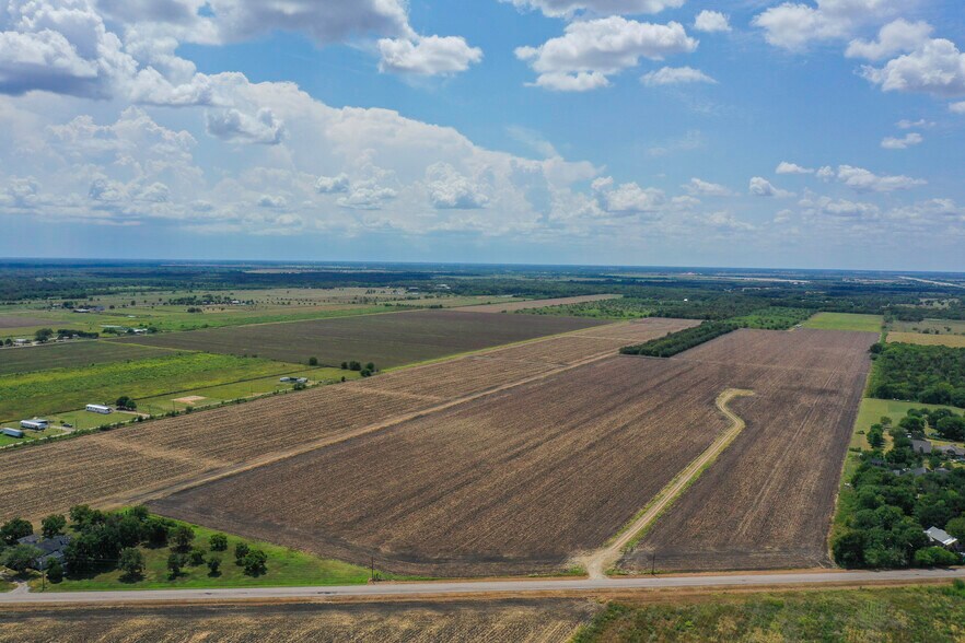 More Photos Of 1210 Darst Road, Beasley Land For Sale