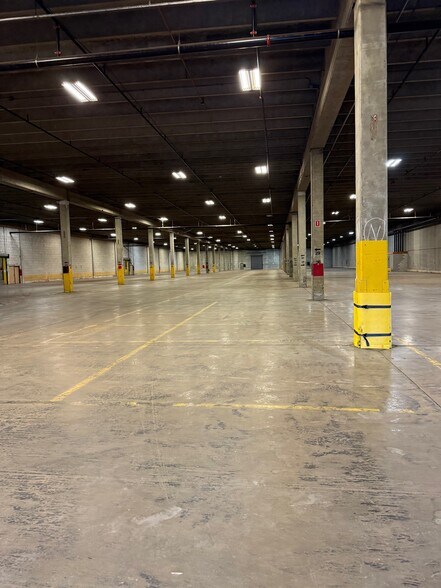More Photos Of 3700 Village Ave, Norfolk Distribution For Lease