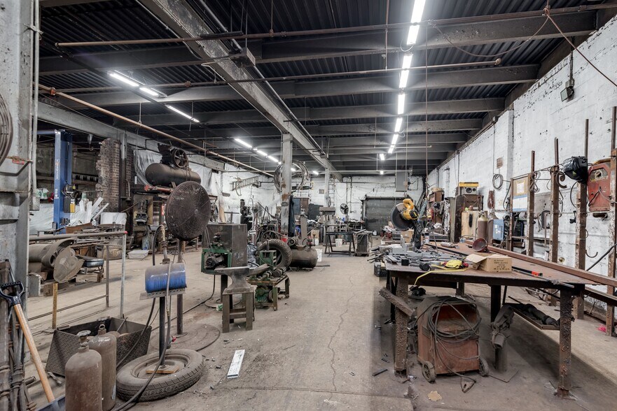 More Photos Of 9312 179th Pl, Jamaica Warehouse For Sale