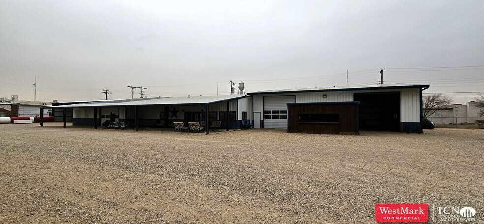 More Photos Of 824 Avenue B, Abernathy Service Station For Sale