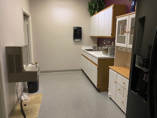 More Photos Of 10501-10553 Battleview Pky, Manassas Light Distribution For Lease