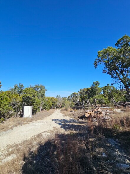 More Photos Of 40930 FM 3159, Canyon Lake Manufactured Housing Mobile Home Park For Sale