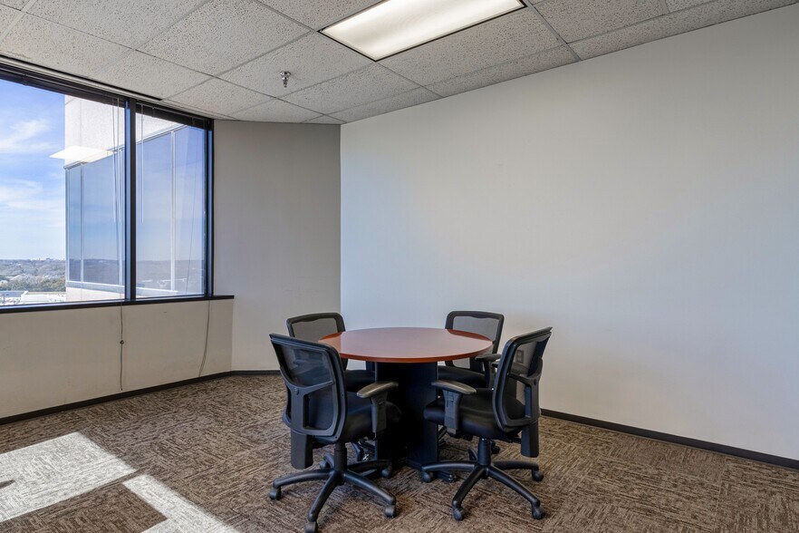 More Photos Of 1400 Preston Rd, Plano Coworking Space