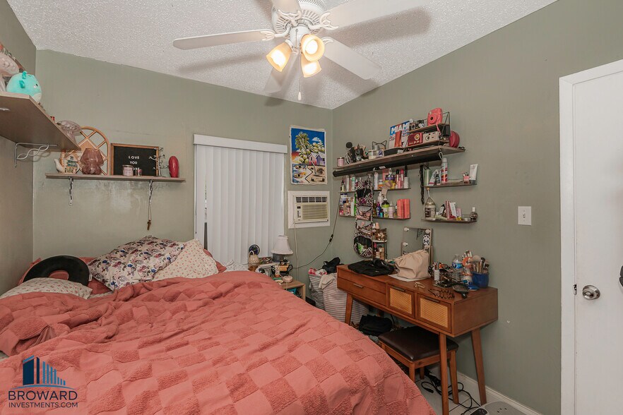 More Photos Of 255 SW 15th St, Dania Beach Apartments For Sale