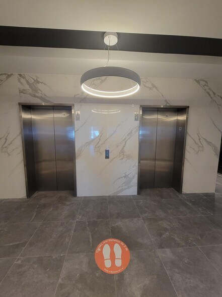 More Photos Of 1500 Rue Royale, Trois-Rivières Office For Lease