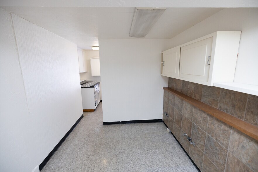 More Photos Of 4918 Sonoma Hwy, Santa Rosa Office For Lease