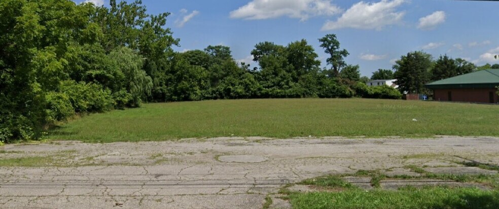 Primary Photo Of 3750 E Main St, Columbus Land For Sale