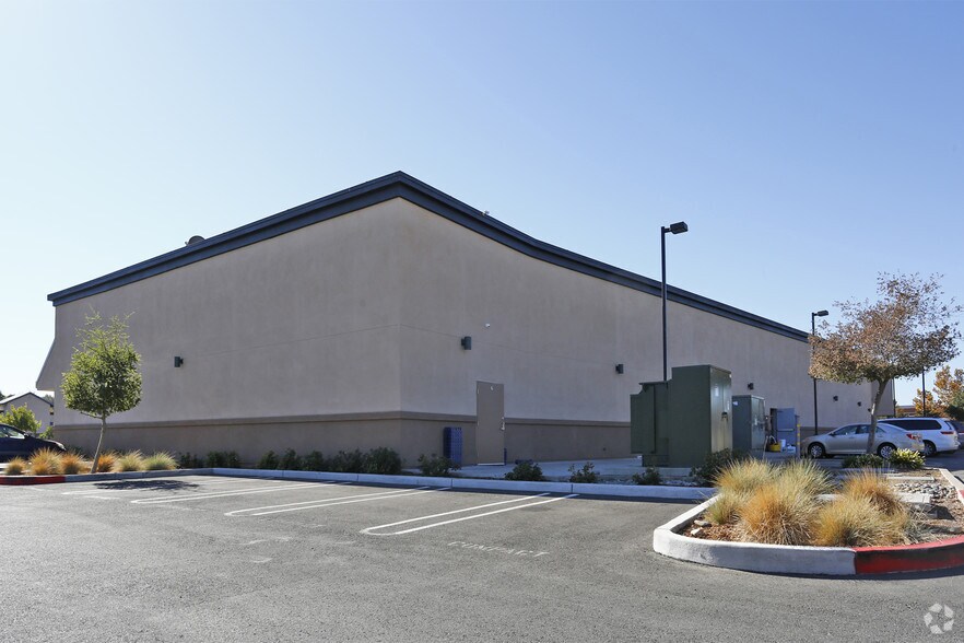 More Photos Of 5005-5035 Lone Tree Way, Antioch Unknown For Lease