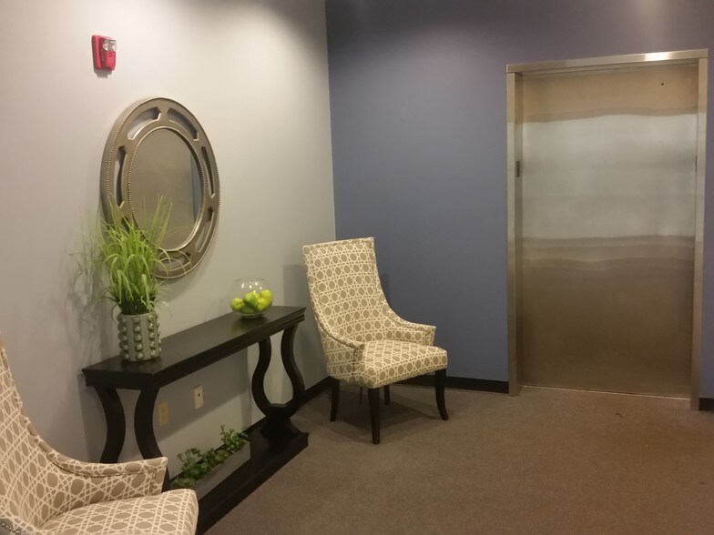 More Photos Of 6506 E Quaker St, Orchard Park Office For Sale