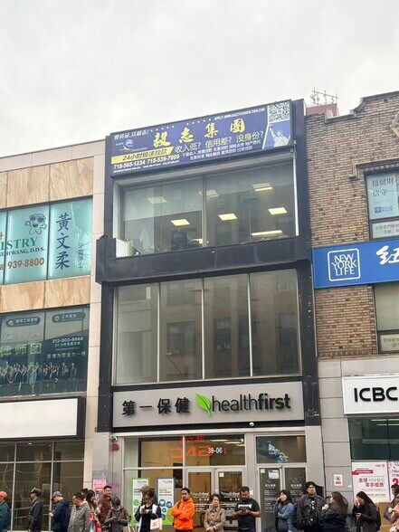More Photos Of 3906 Main St, Flushing Storefront Retail Office For Lease
