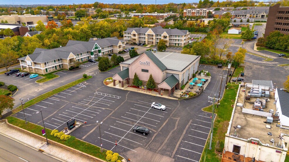 More Photos Of 11473 Chester Rd, Sharonville Restaurant For Sale