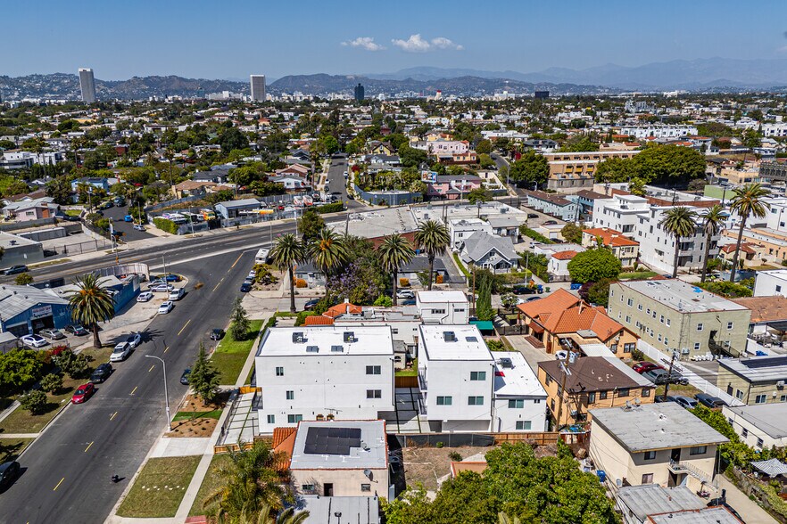 More Photos Of 2010 S Dunsmuir Ave, Los Angeles Multifamily For Sale