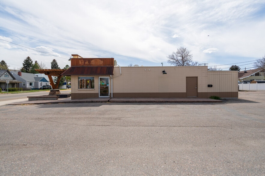 More Photos Of 613 S Atlantic St, Dillon Freestanding For Sale