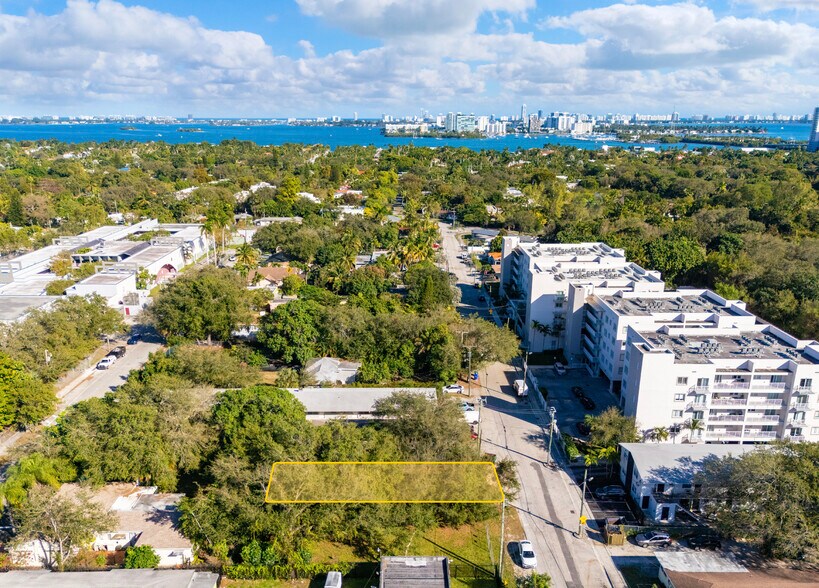 More Photos Of 729 NE 85th St, Miami Land For Sale