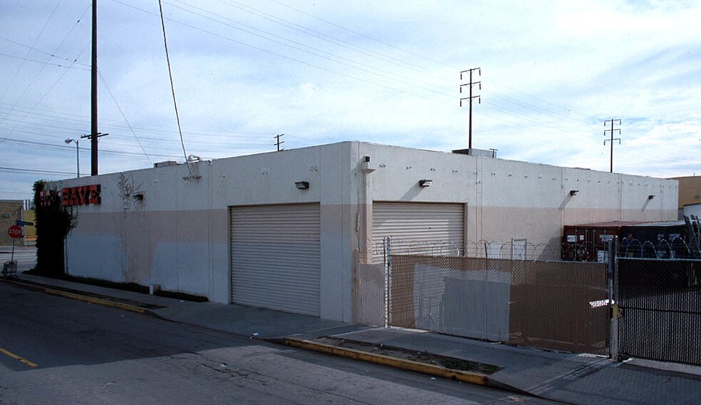 More Photos Of 5321 Vineland Ave, North Hollywood Freestanding For Lease
